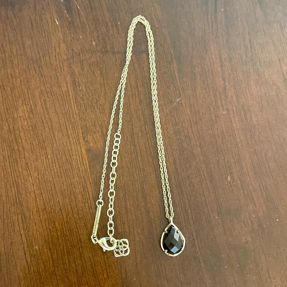 Kendra Scott Kiri Black Teardrop Necklace - perfect condition